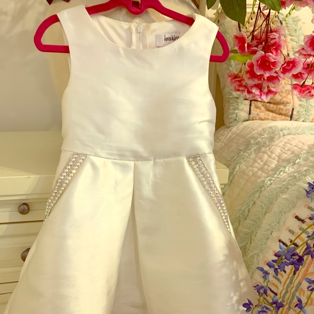 Speechless kids dress